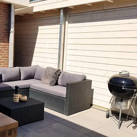 Intika House بيت للعطل