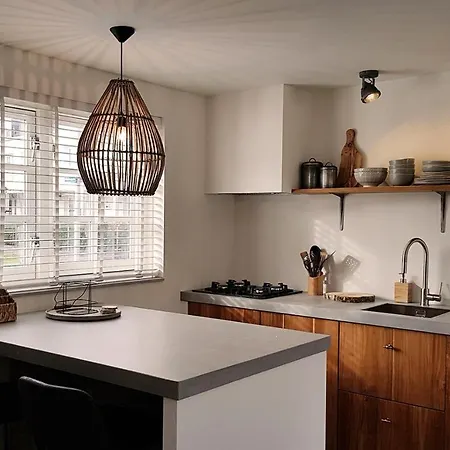 Intika House بيت للعطل
