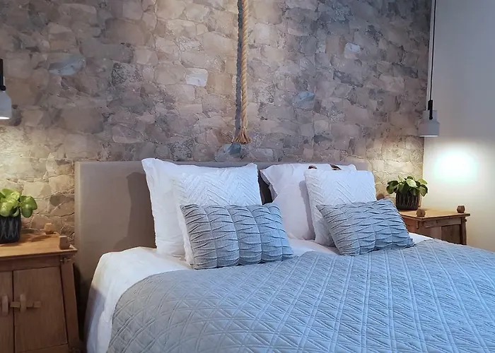 Intika House Tatil Evi *